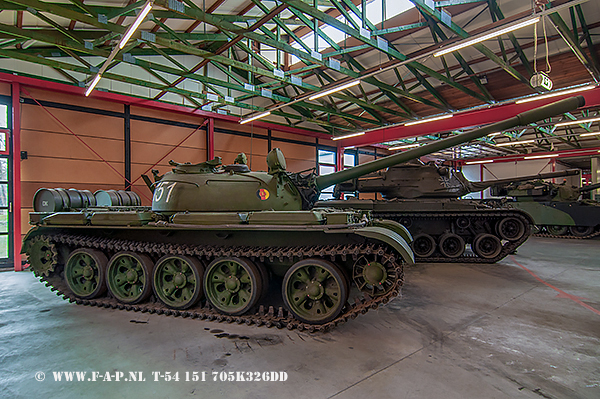 T-54   151    705K326DD  NVA   panzermuseum  Munster  15-01-2022