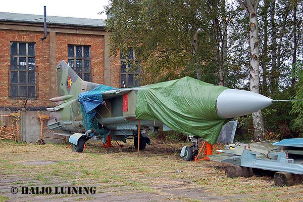 MiG 23-MF    Ex  584  JG-9   2004  Peenemnde   09-2007