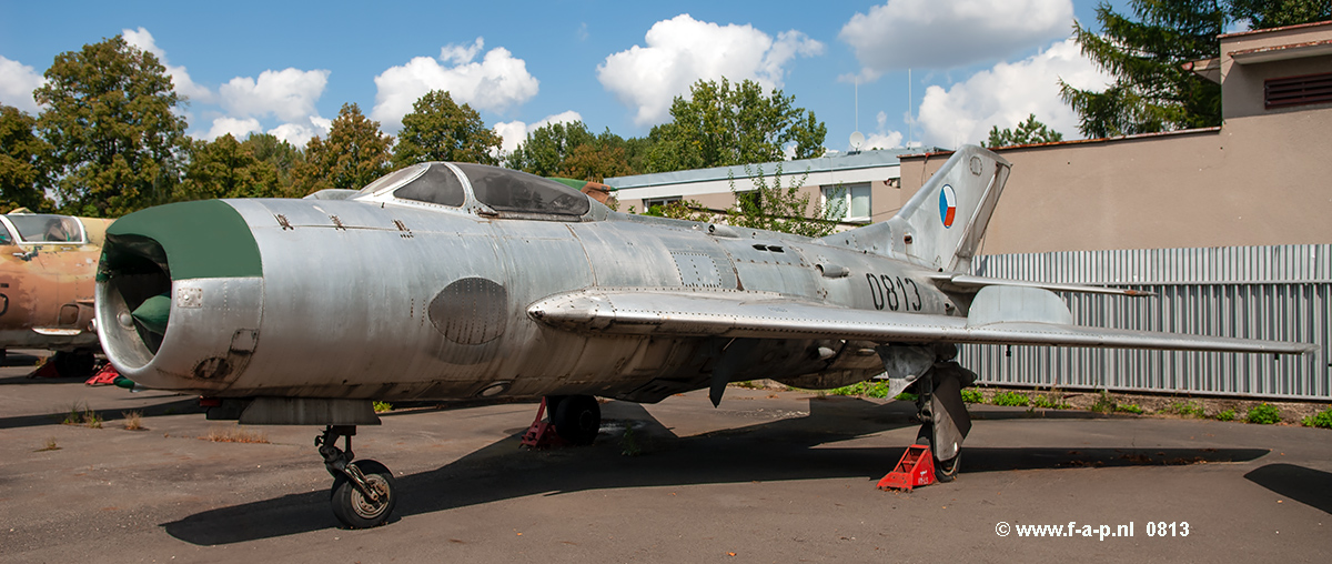 Mikoyan-Gurevich Mig-19P         0813    c/n-620813     Czechoslovak Air Force  Prague Kbely Air Base - LKKB  23-08-2009