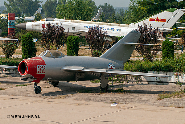 Mikoyan MiG 15 (Fagot A)      32     N Korean c/s    10-09-2007