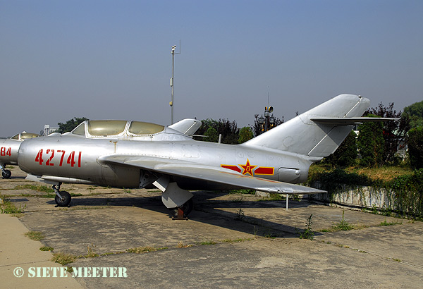 MiG 15UTI (Midget)     42741    10-09-2007