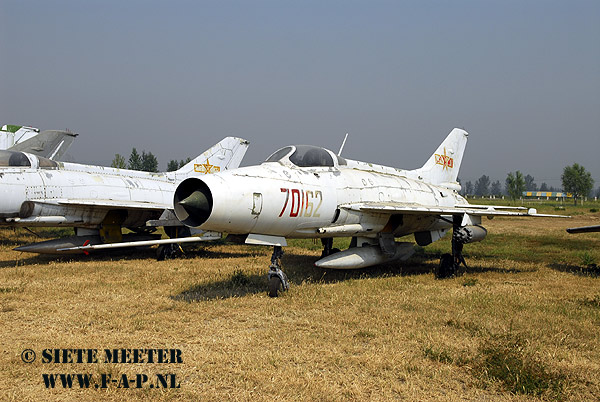 Chengdu J-7 (MiG-21F)    70162  Flight Test & Training Centre   10-09-2007