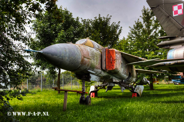 MiG 23-ML    70      Zedenick  4 april 2016