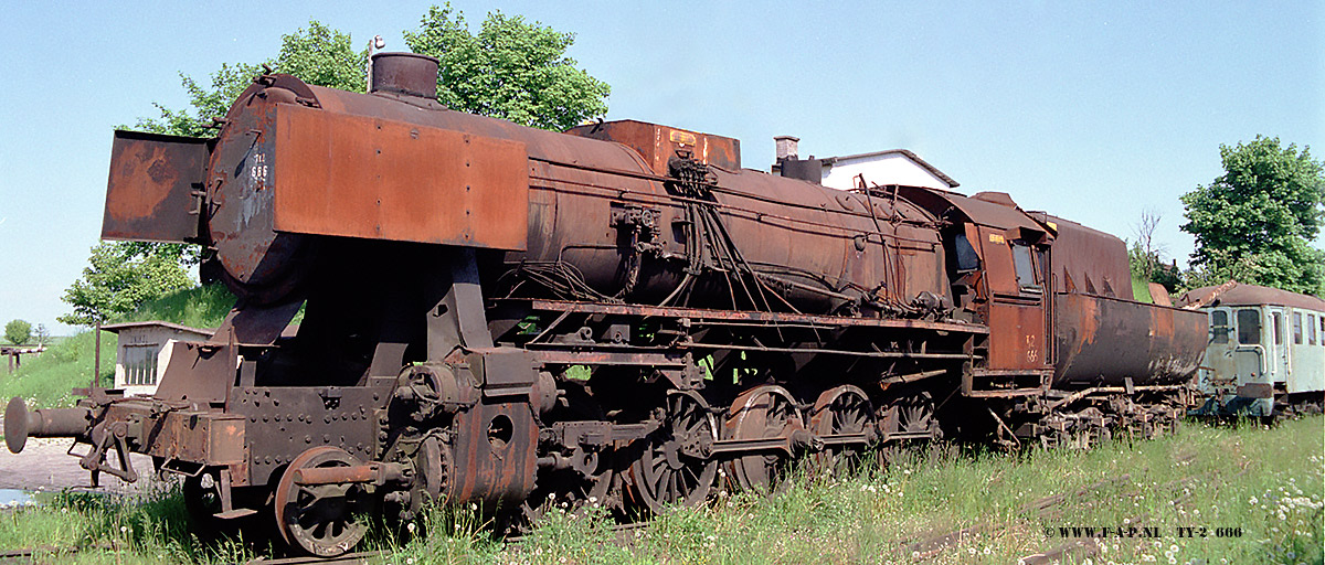 Ty2     666    (ex-Reichs Bahn 52 6205)    Koscierzyna   Poland   28-05-1999