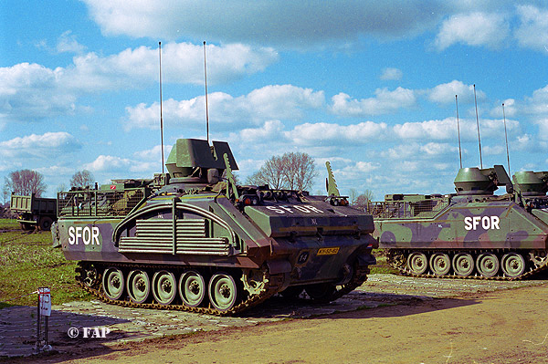 YPR-765    KY-52-62  43 GB. Bison Preparation 2  Steenwijk 24-03-2002