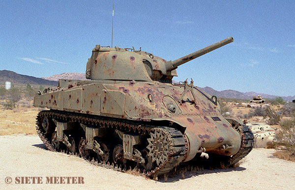 sherman-M4A4    lo3669  located about 30 miles east of Indio off Interstate 10. California  08-1998   