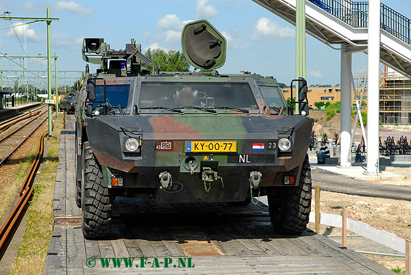 Fennek   KY-00-77   Steenwijk  14-07-2008