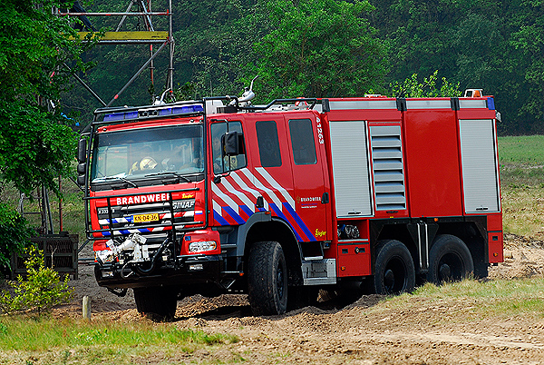 Ginaf X-3333.   KN-04-36   Koninklijke  Landmacht  Havelte  12-05-2006 