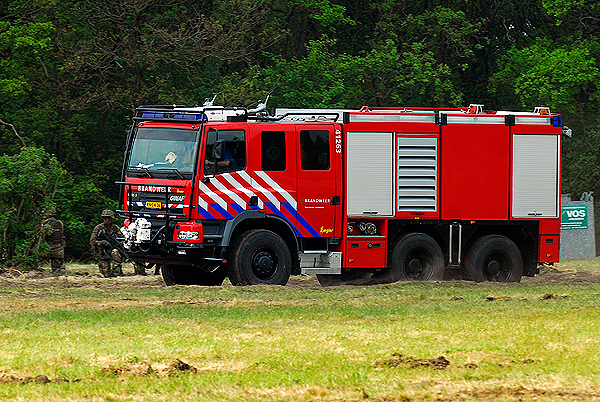 Ginaf X-3333.   KN-04-36   Koninklijke  Landmacht  Havelte  12-05-2006 