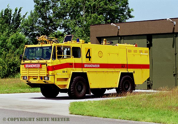 Kronenburg  MAC-06-S/2    Leeuwarden 07-07-2001