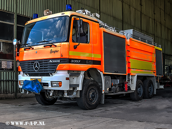 Mercedes Actros 3357  at Plezo AB