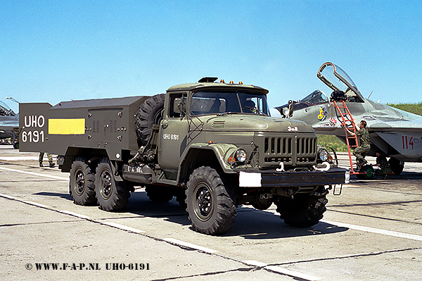 Zil 131   6191    At Swidwin Air Base  27-06-2001