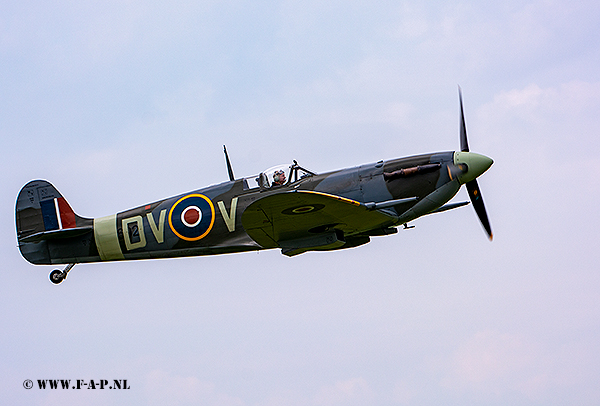 Supermarine Spitfire MK Vc EE602, DV-V, Oostwold Airshow 2019