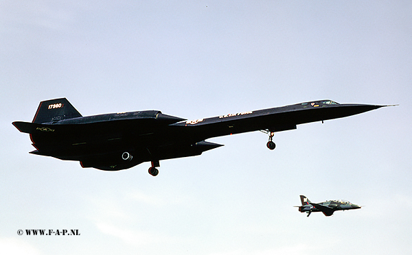 17980.  SR-71 Black Bird  Greenham Common