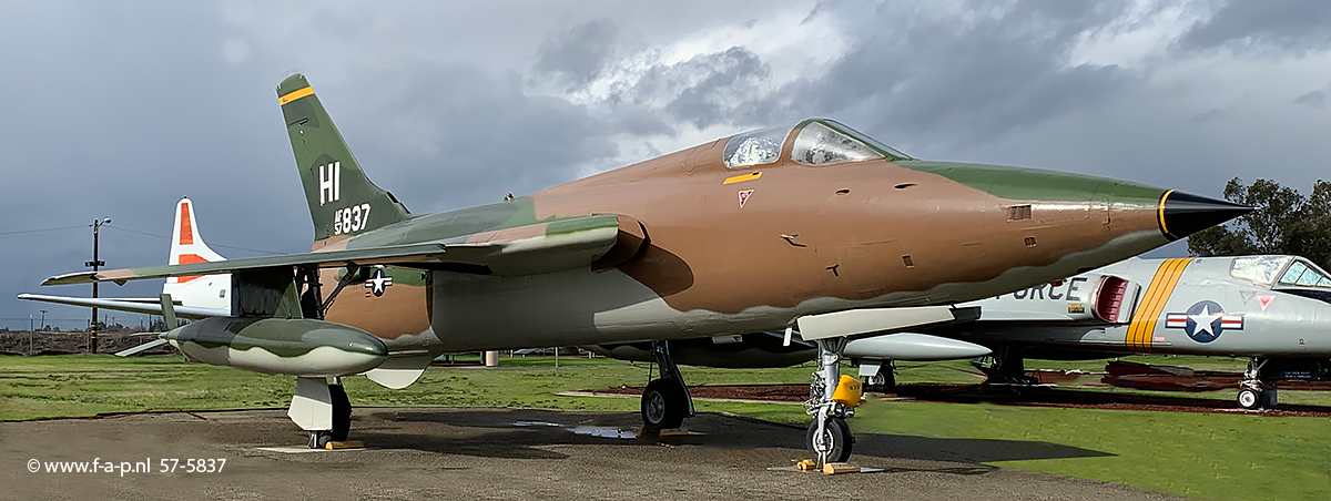 Republic F-105B Thunderchief  57-5837. HI  c/n-B74  466 TFS/508 TFG AFRES USAF  at f the Castle Air Museum, Atwater, CA.USA  16-02-2019