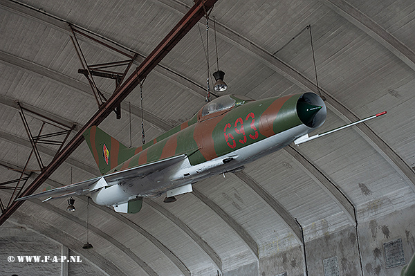 MiG-21-F-13   693    Ex NVA