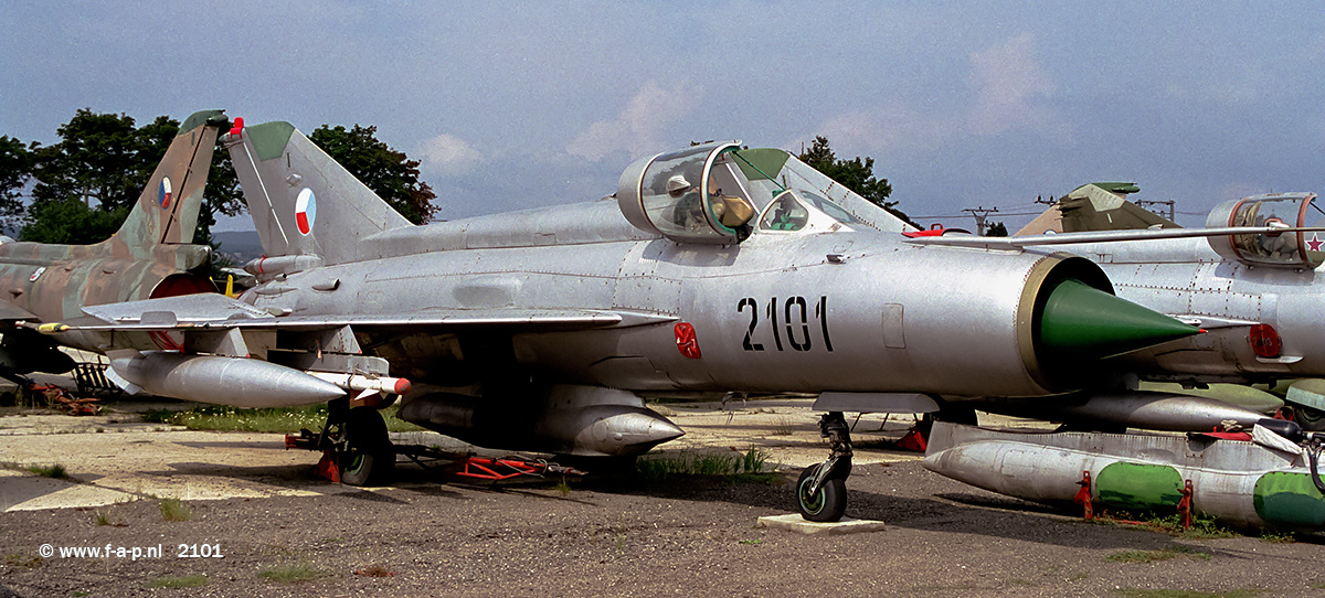 Mikoyan-Gurevich MiG-21R         2101          c/n- 021001   Czechoslovakia - Air Force  Vyskov (LKVY)   01-09-2002