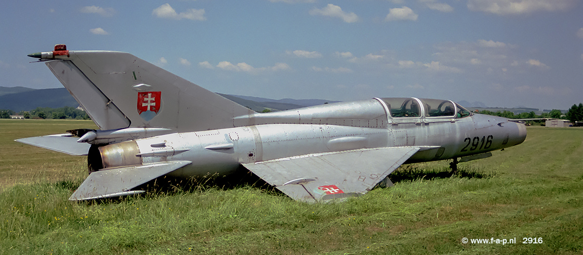 Mikoyan-Gurevich MiG-21U-600 2916        c/n-662916     Czechoslovakia - Air Force        Trencin  30-05-2003