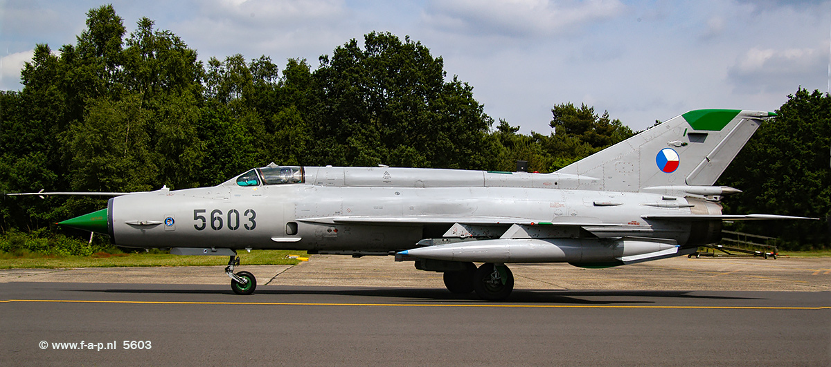 Mikoyan-Gurevich MiG-21MFN    5603         c/n-96005603  Czech Air Force  Kleine Brogel  8 June 2005