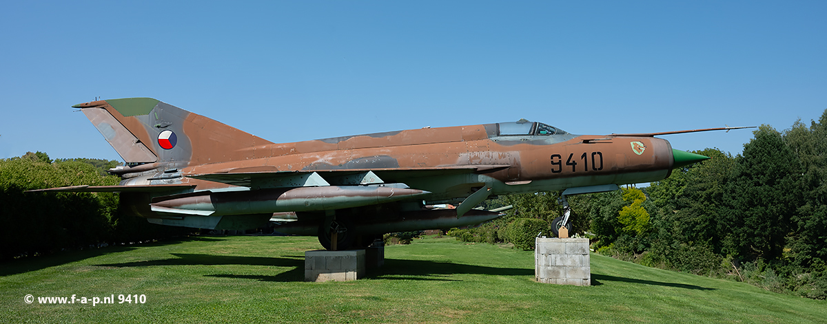 Mikoyan-Gurevich  MiG 21 MF    9410          c/n-969410     Heřmanice v Podje�tĕd� / The Armed House [ Off-Airport ] 14-08-2025