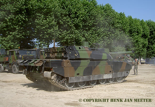 Leclerc-Mk-2  69440025    The Carrousel  Saumur  13-07-2006